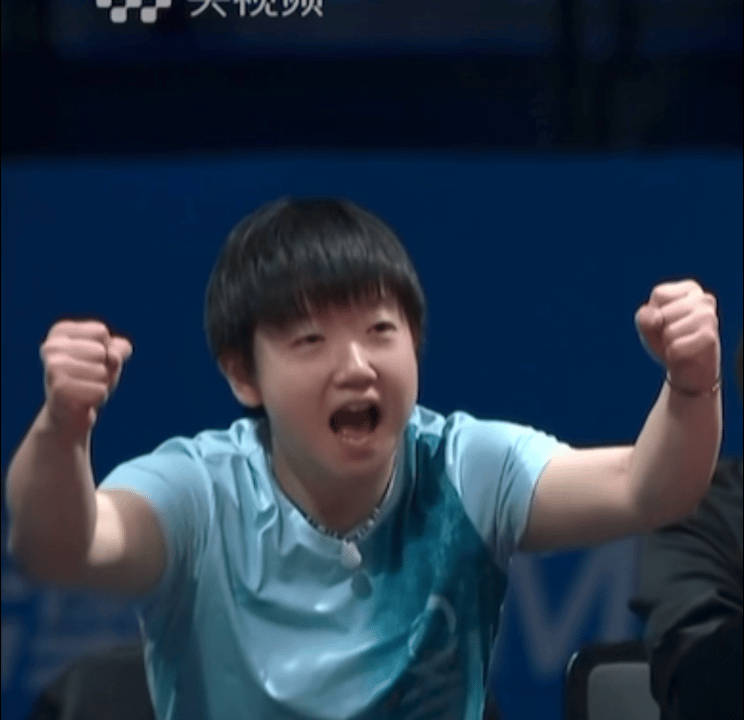 怎么会有这么可爱的宝宝啊 