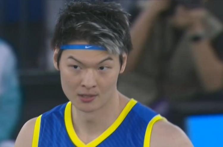 王哲林在三人男篮半决赛，高水平发挥输给上海，空砍也赢得多方面肯定

王哲林代表的