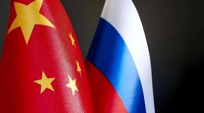 俄媒狠狠敲了记警钟：中国要是卷入战争，光靠航母和导弹绝对撑不住，因为真正要命的杀