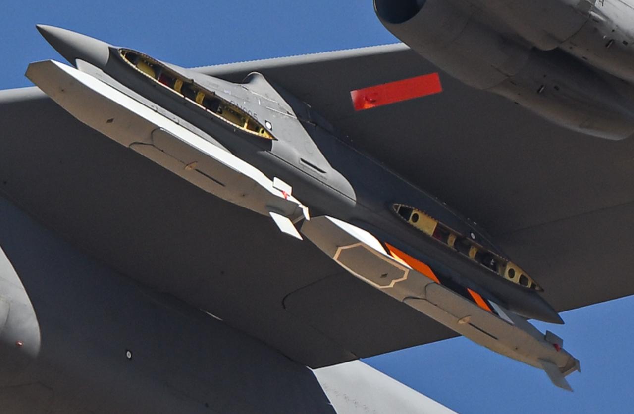 LRSO 远程防区外核巡航导弹