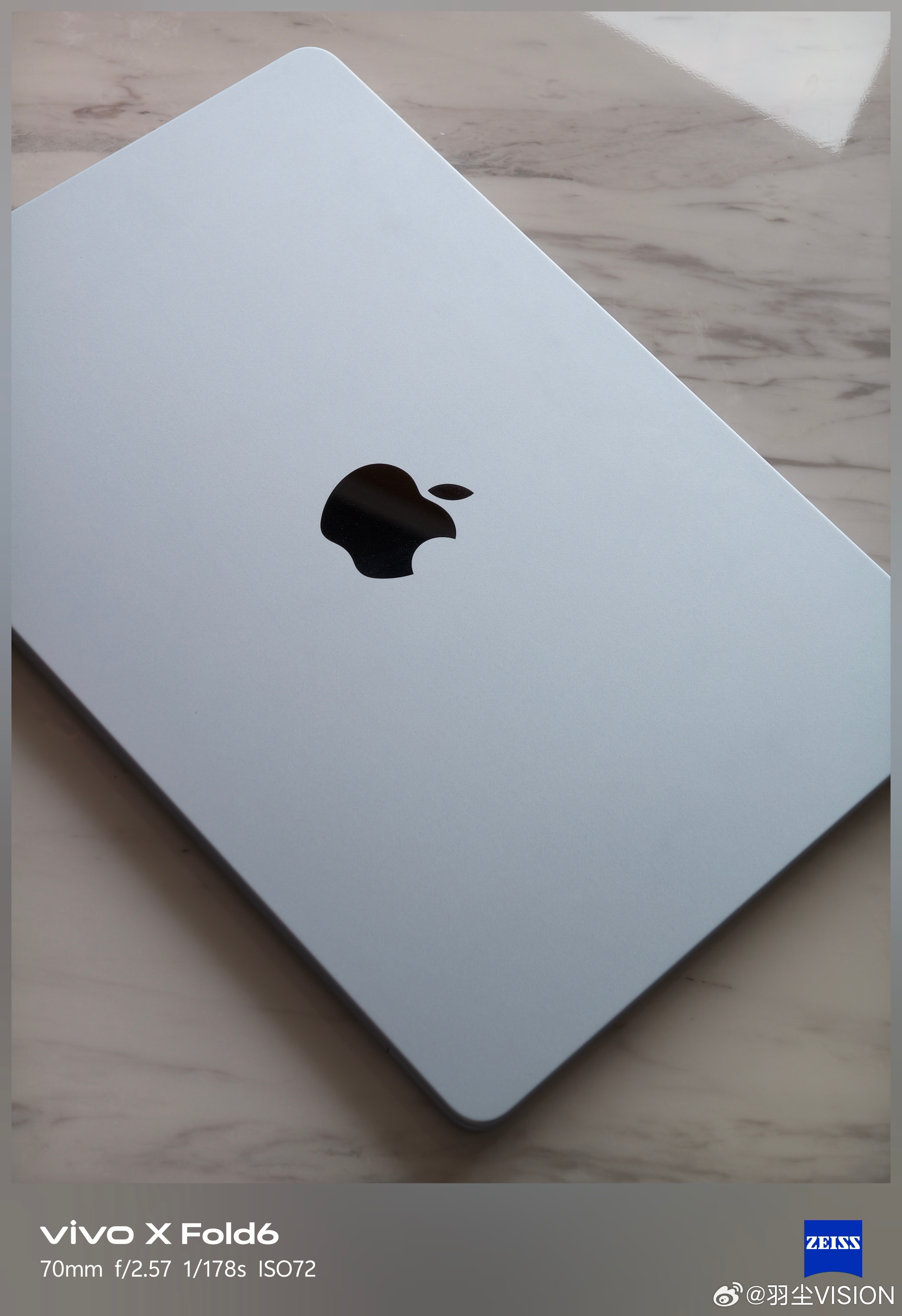 最近出差非常提升幸福指数的三件东西MacBook  Air：够轻够薄续航够长，再