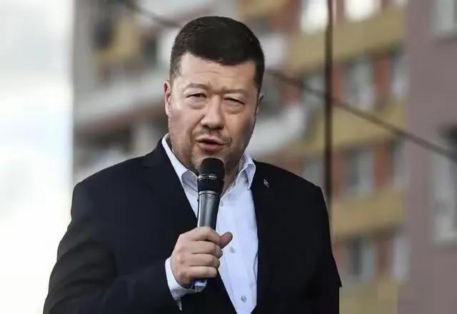 捷克日裔众议长：坚持一个中国原则，不会批准捷克代表正式访台

冈村富夫访华时撂下