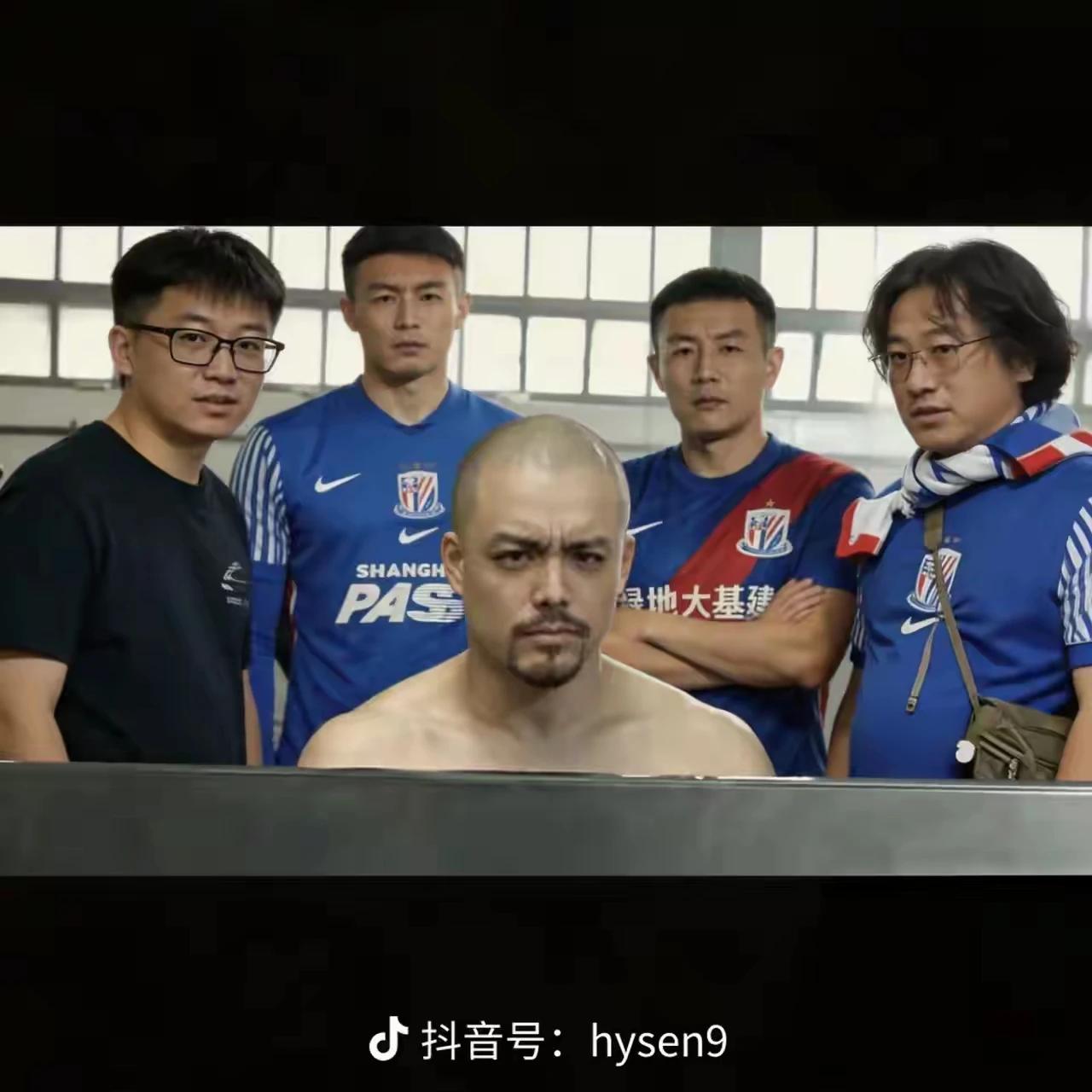 若要与619合影，花迷得先掂掂自己的份量[ok]看看他与哪些“重量级的人物”同框