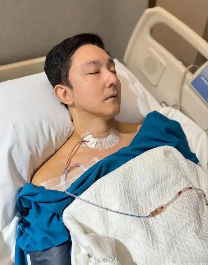 他躺在手术台上不断地问：我还能看着自己的女儿长大吗 ？演员立威廉被诊断出甲状腺癌