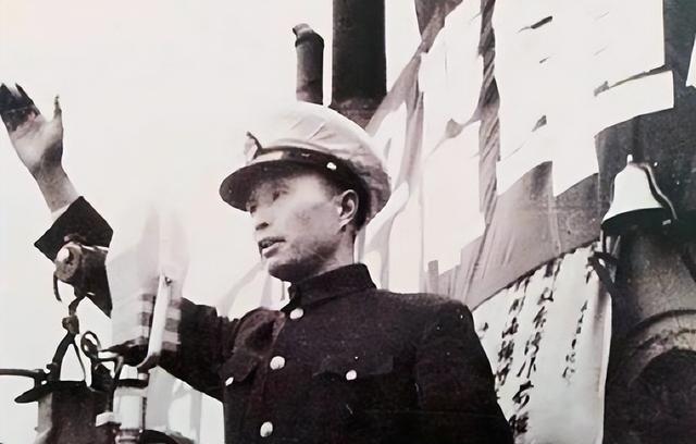 1984年，开国上将大闹美国国务院，回来递辞职信，邓公哭笑不得。

张爱萍191