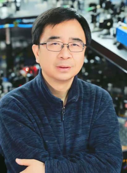 7天。两个世界级大奖。全给了同一个人。一个中国人。

7月11号，IEEE把量子