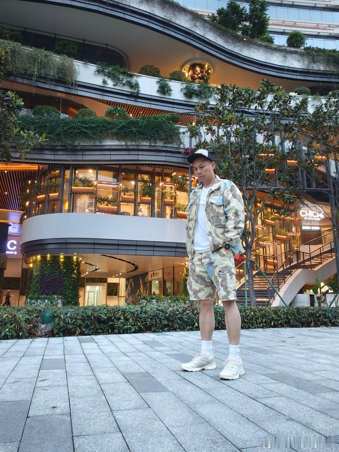 一个，难得完整且丰富的周末～最近的月色，都挺美…我是搭配控mood 广州