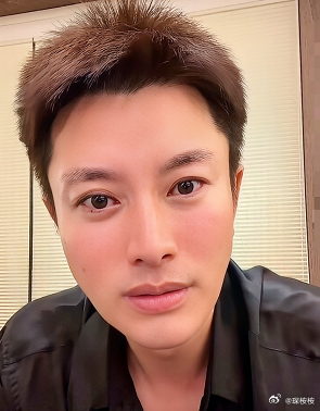 贾乃亮这次直播， 真是被网友一句话干沉默了。 有人直接不留面子地问：“亮哥，这得