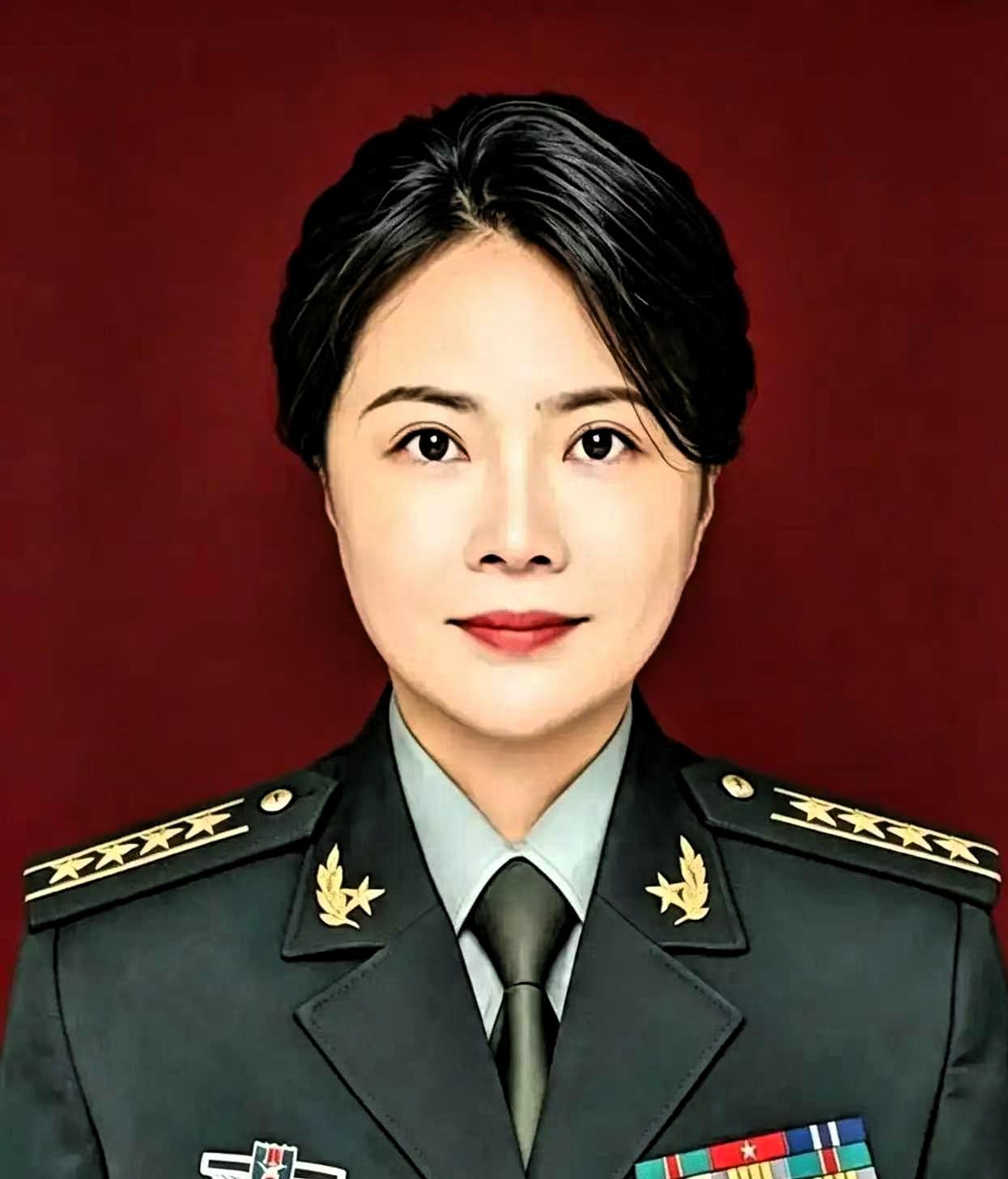 高雪莲，女，汉族，1976年10月出生，重庆渝中人，1996年7月入伍，1997