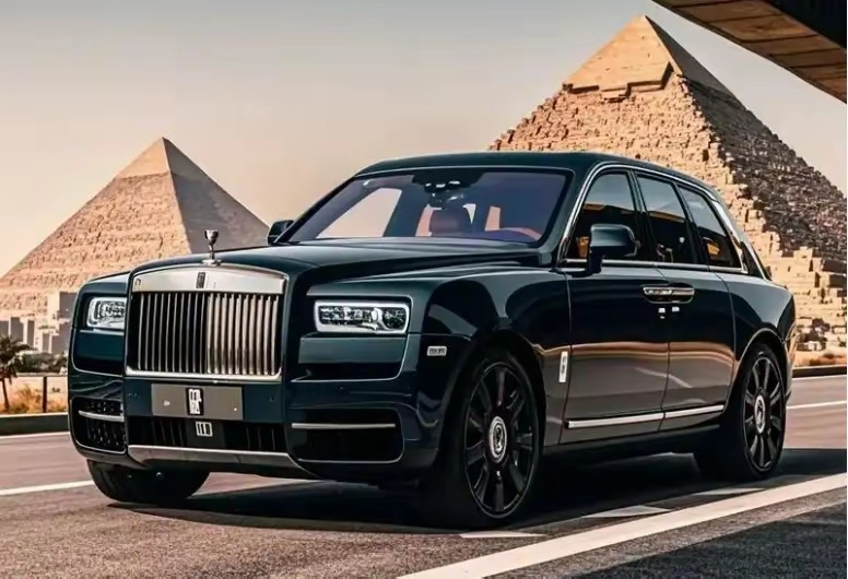 劳斯莱斯库里南是一款大型豪华SUV，指导价为691.00-745.00万。具体信