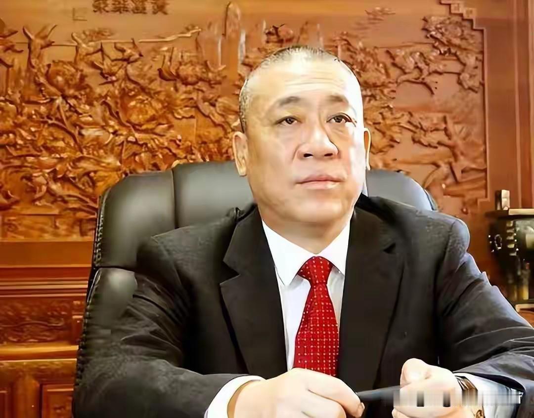 崔培军说，我们不是不做公益，企业首先要把我们的员工的工资待遇搞上去。再做点其他的