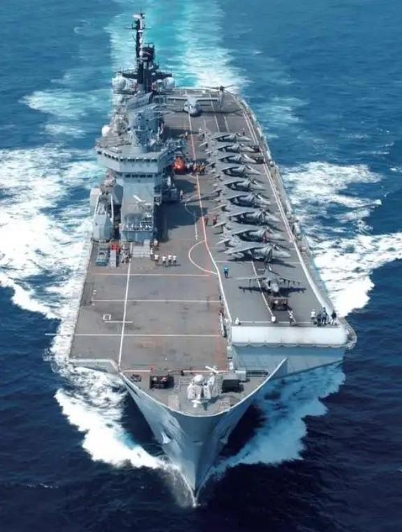 俄媒：要是中国打仗，可能会有很多国家对付中国，别以为有航母和导弹就可以不用怕了，