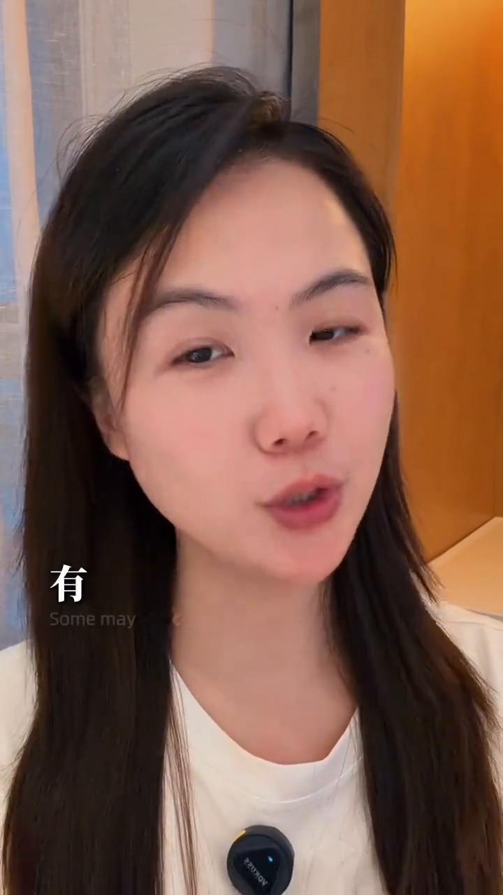 分享一个你永远不会受伤的方法：一根胡萝卜。如果靠近一只猫，大概会被那只猫嫌弃。但