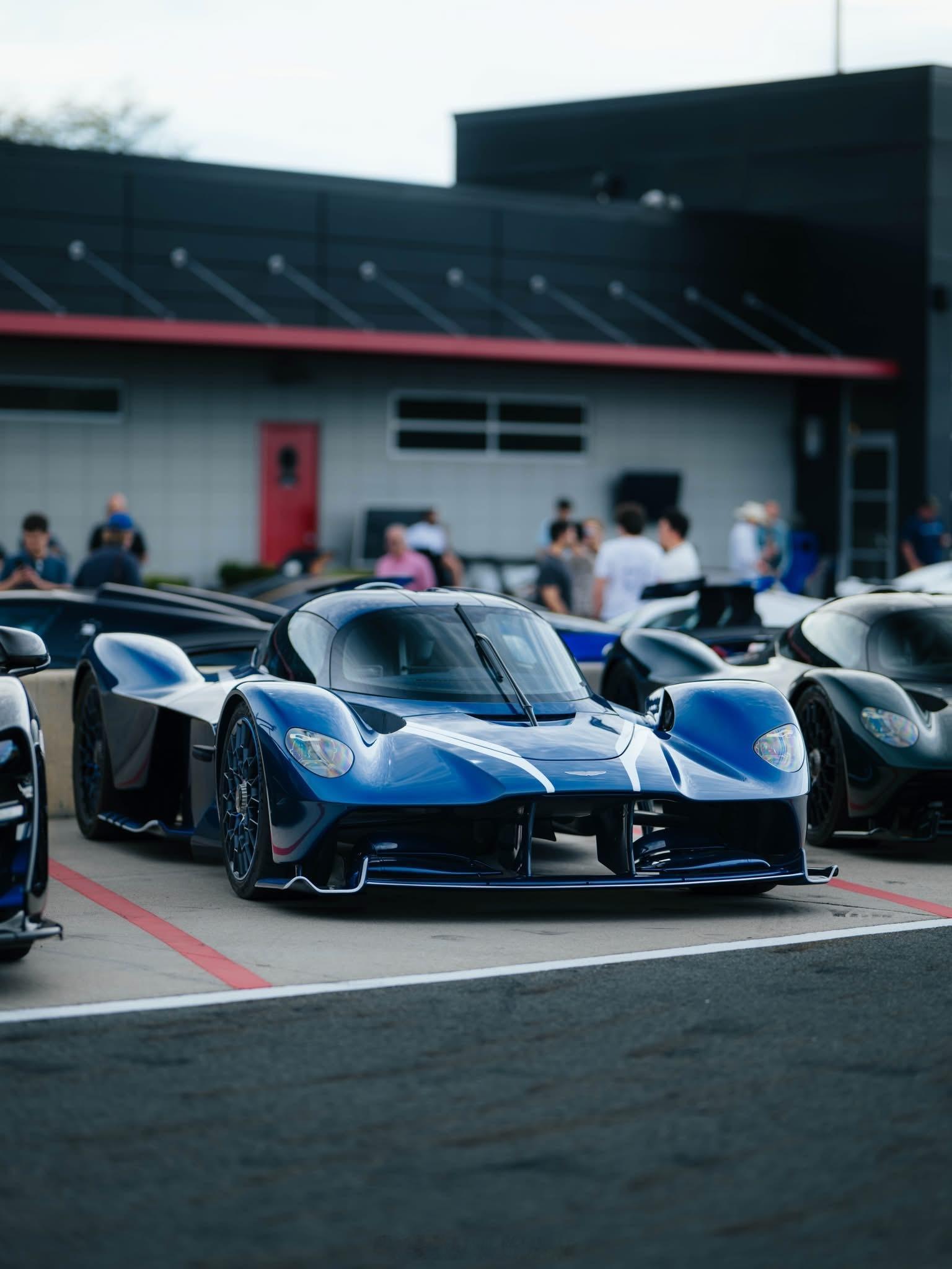 太顶了一堆公路F1赛车阿斯顿马丁超级Vip车主赛道日好多Aston Martin