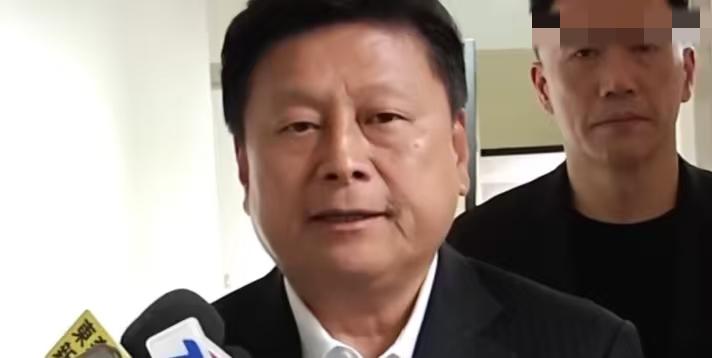 昨天下午美国在台协会（AIT）罕见牵线，组织美国三大军工巨头与国民党籍 “民意代