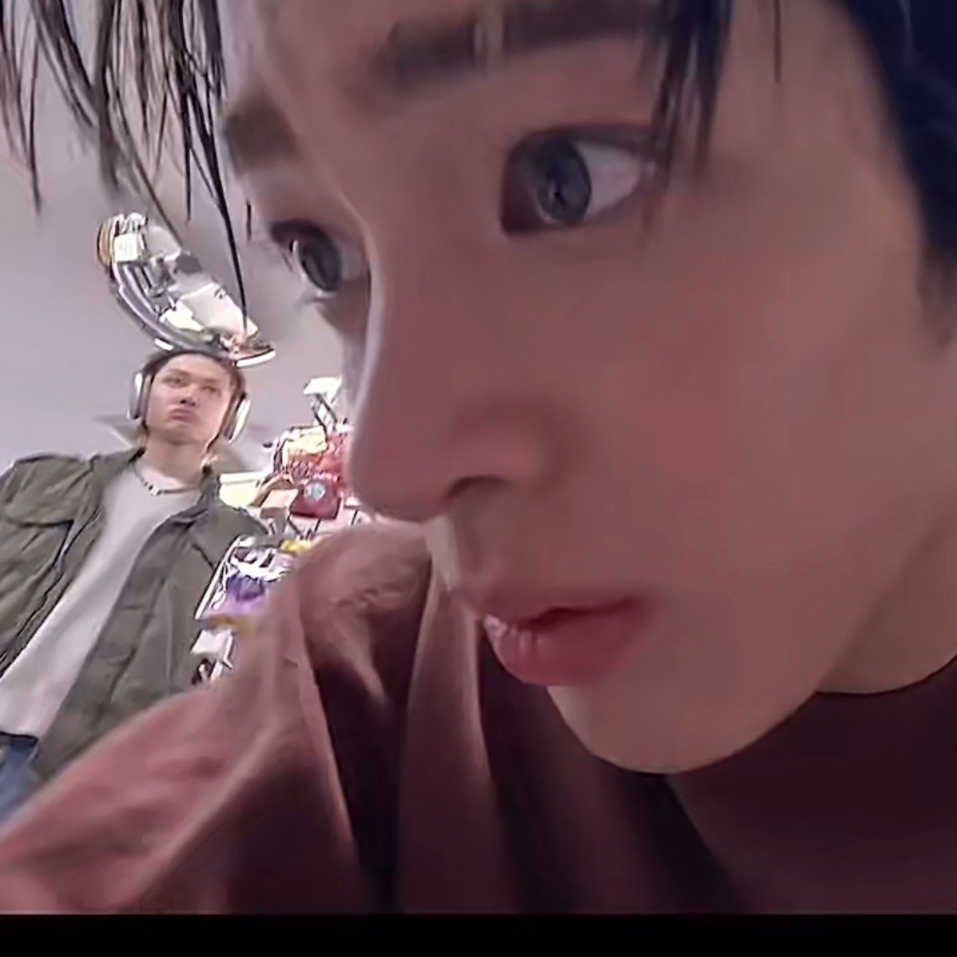 这什么婴儿cam眼镜也太大了 