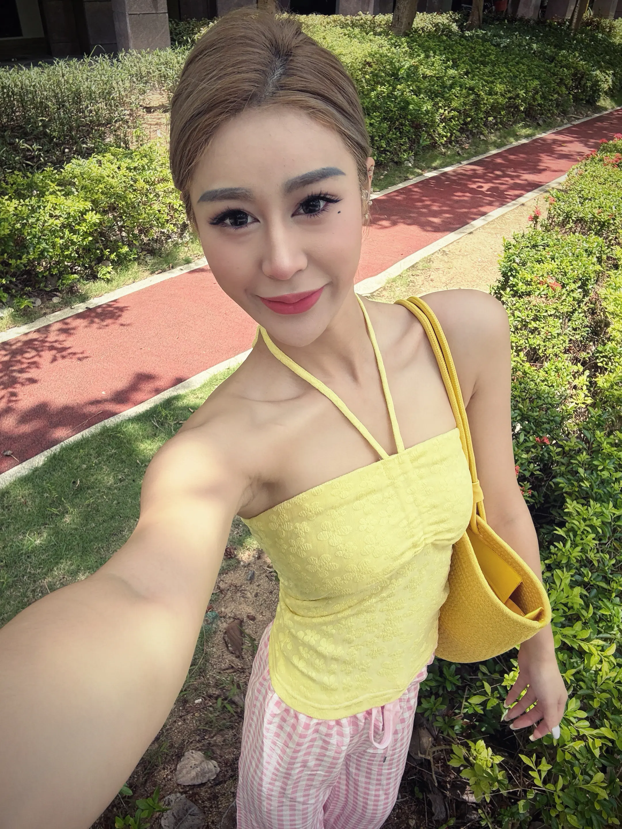 地球的水循环 几十亿年 或许我下一秒接住的是你上世纪的泪