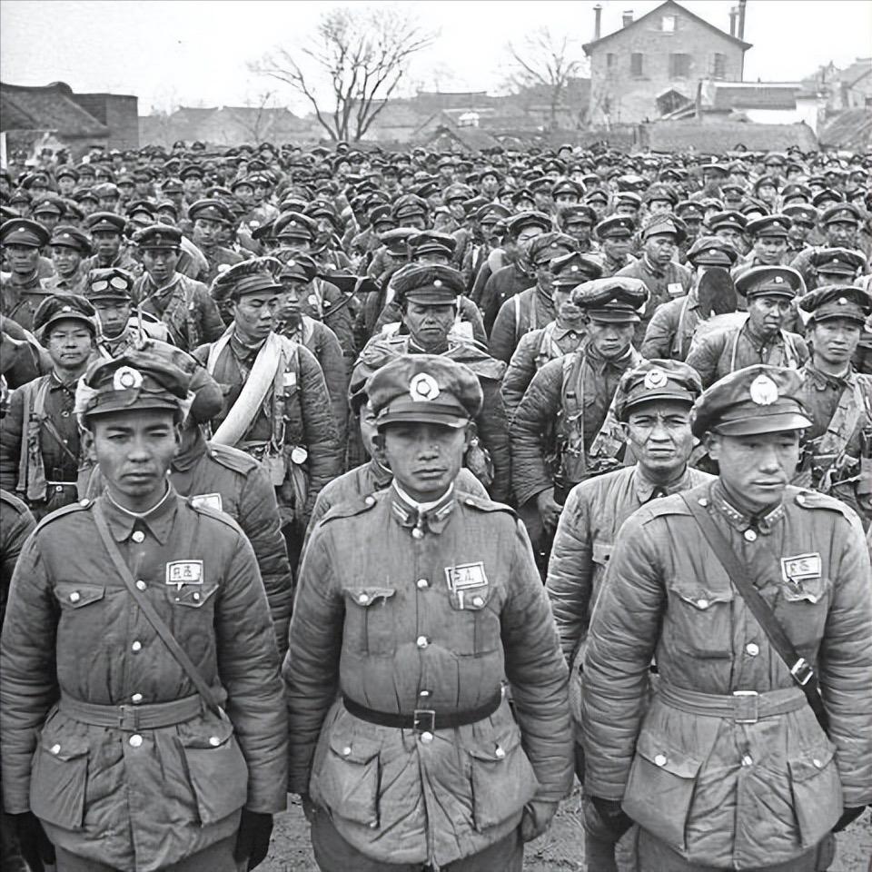 你说的没错，美械装备并没能弥补国军的核心短板。雪峰山会战中，国军虽有兵力与装备双