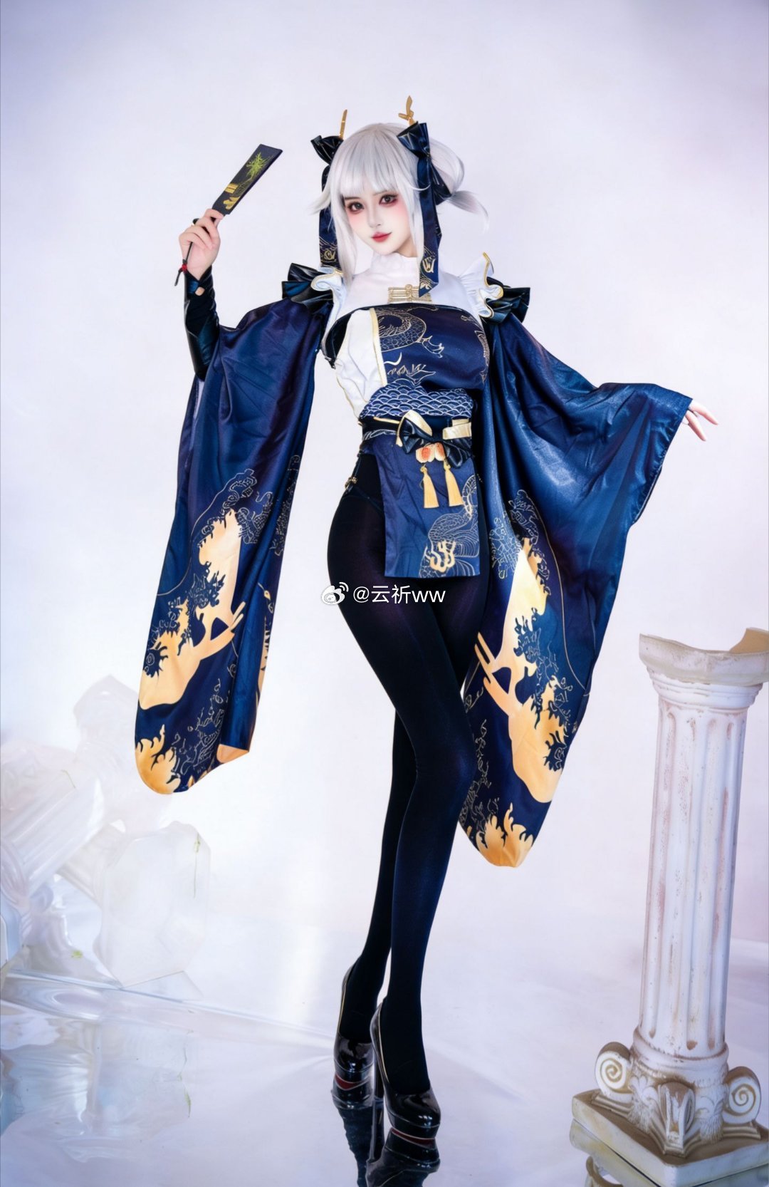 白兔美好日子连体油光丝哦，出镜：卷➕🌺＞700揪两个倒霉蛋这套图实体本1000