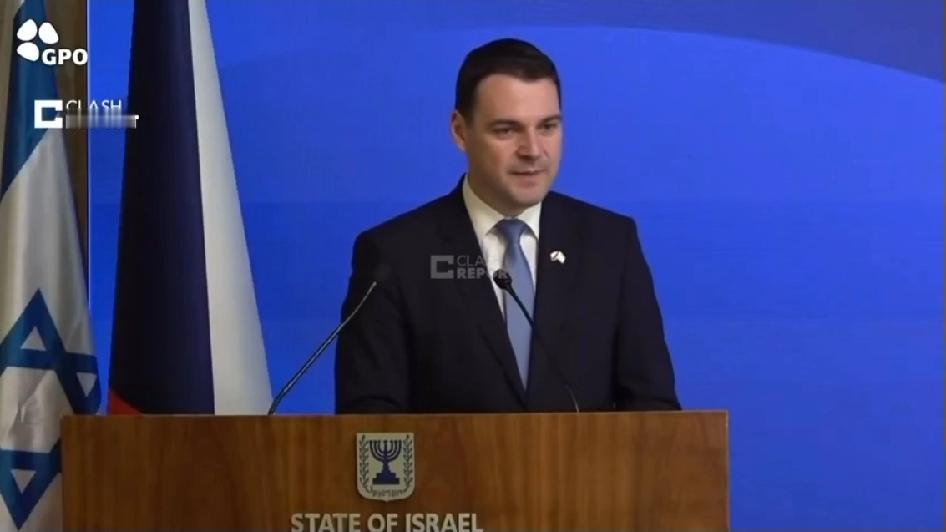 捷克副总理马切克最近说了段大实话，挺直接。

他说：“以色列是个文明国家，却被野