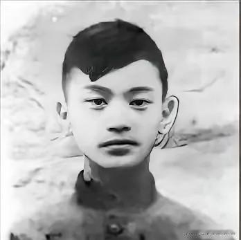 1928年，梅大栋被捕，敌人为了羞辱他，故意将他和偷牛贼关在一起，谁知偷牛贼却对