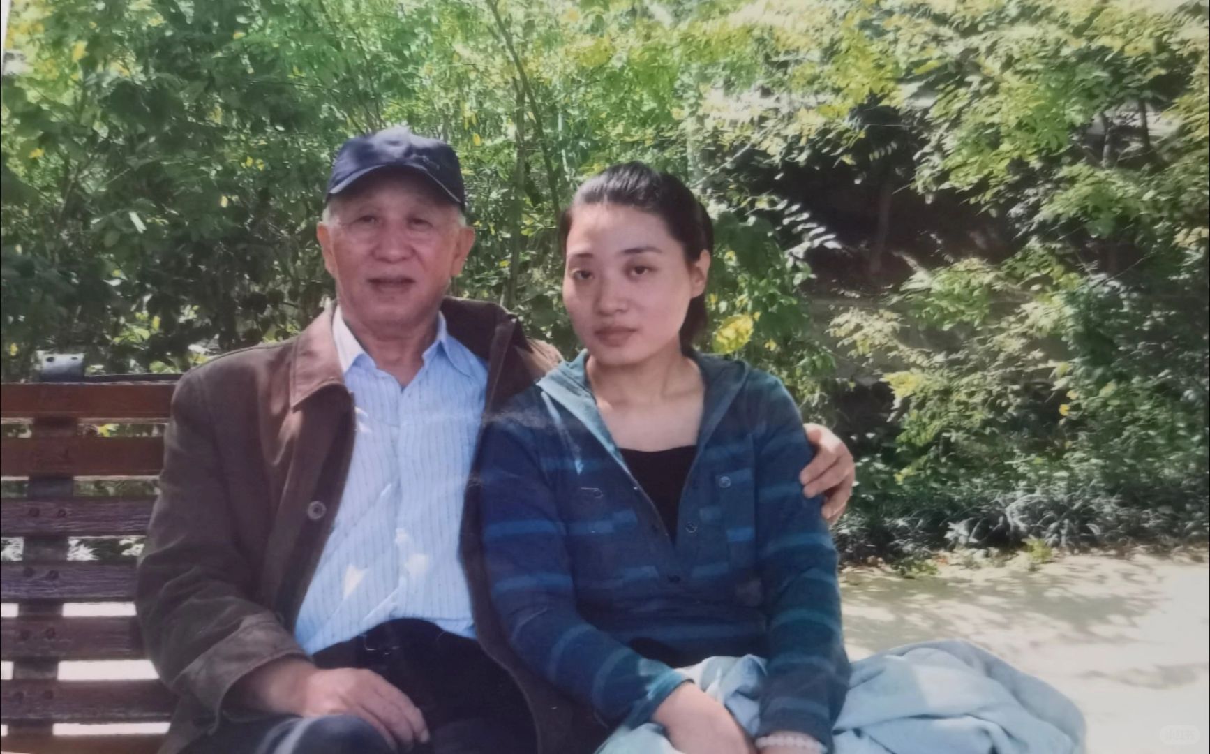 世界上最爱我的那个人去了