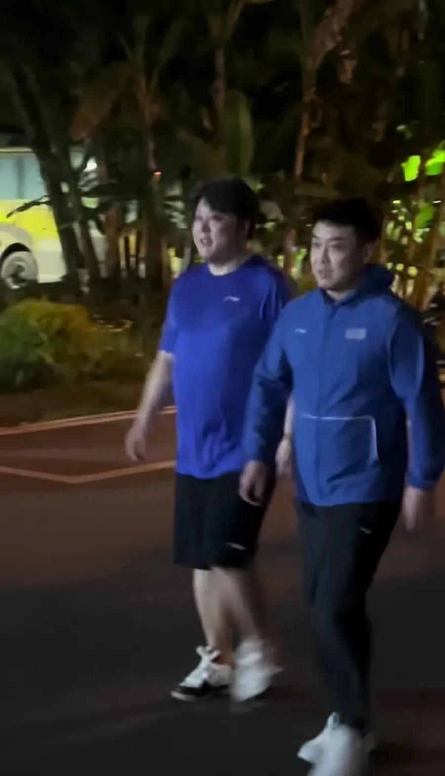 孙逊终于出现了，去年混团后就没见过了
前段时间胖虎还被流放到支线比赛了，现在终于