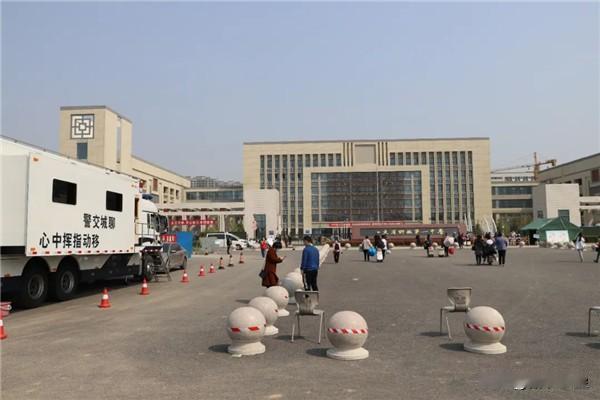 山东聊城市公立高中普通本科一本（重点大学）录取率前十名

下面是2025年聊城公