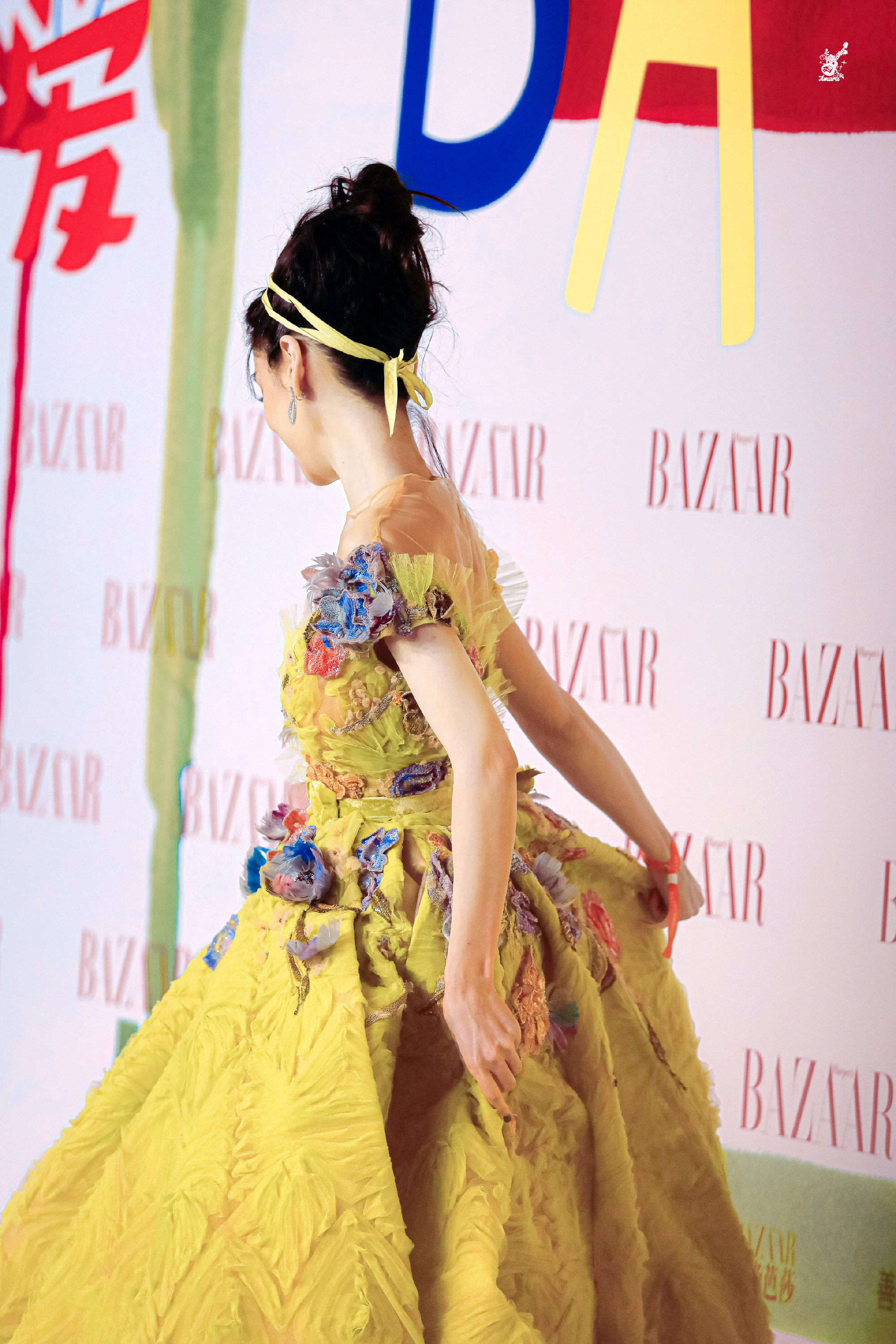 angelababy[超话] 🌸angelababy“不必追赶星星，因为你本身