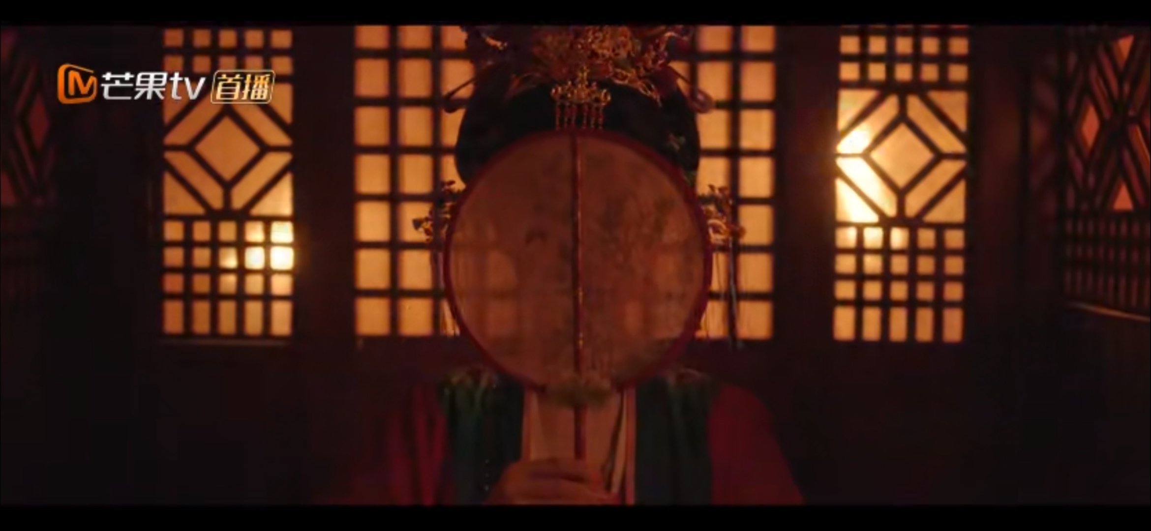 杨紫演的何惟芳好美 啊啊啊啊，开始了，好激动啊，终于可以看到国色芳华了。杨紫一出