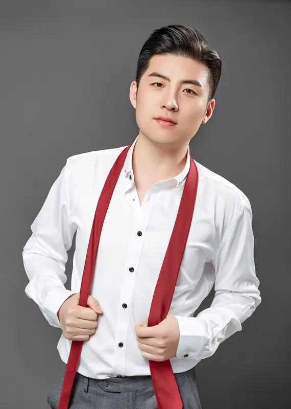 10月28日，湖南卫视官方在“2025芒果秋季招商大会”宣布李维嘉回归。节目里，