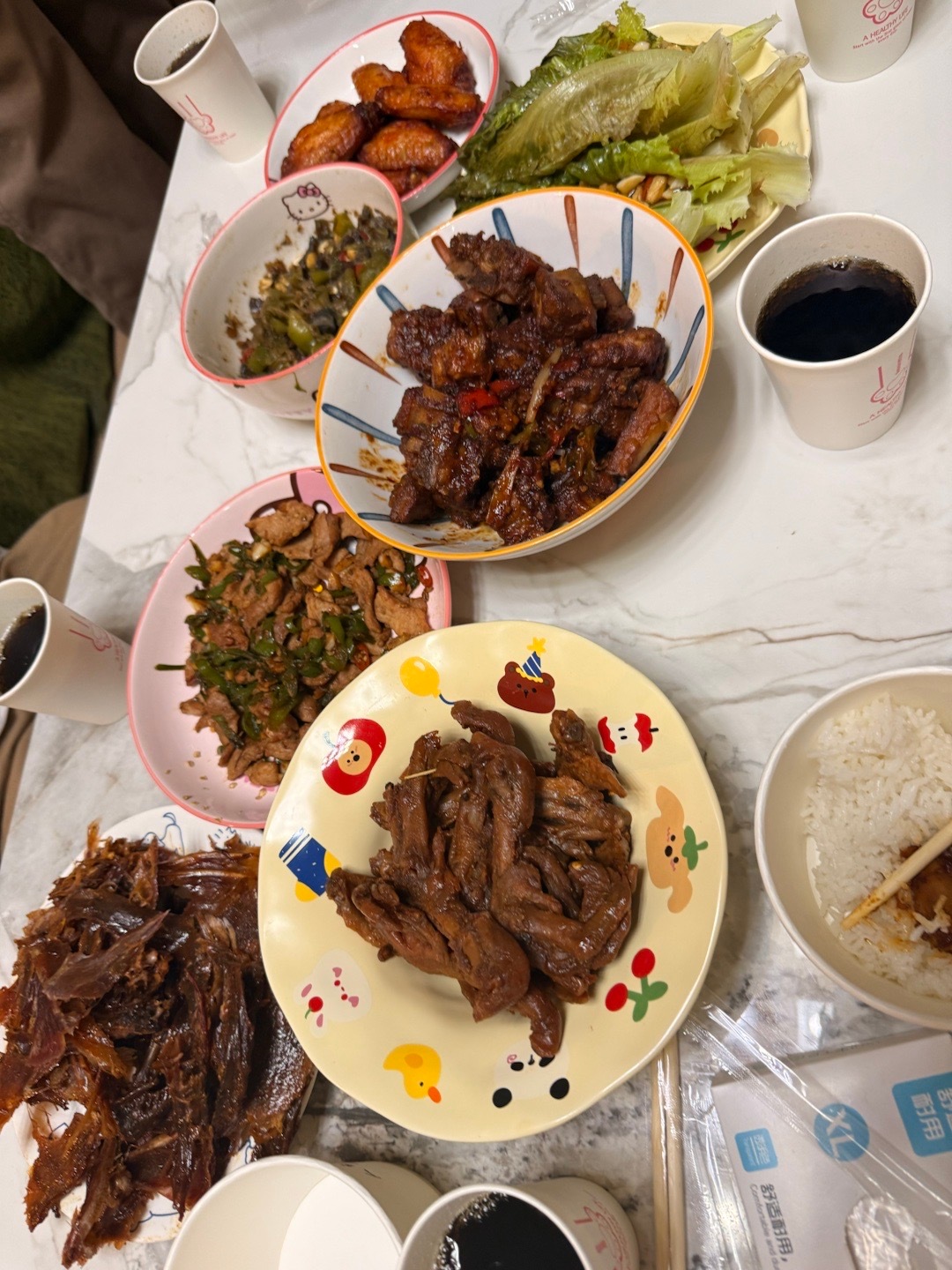 昨晚上做的饭 中间的排骨我炖了好久 ​​​