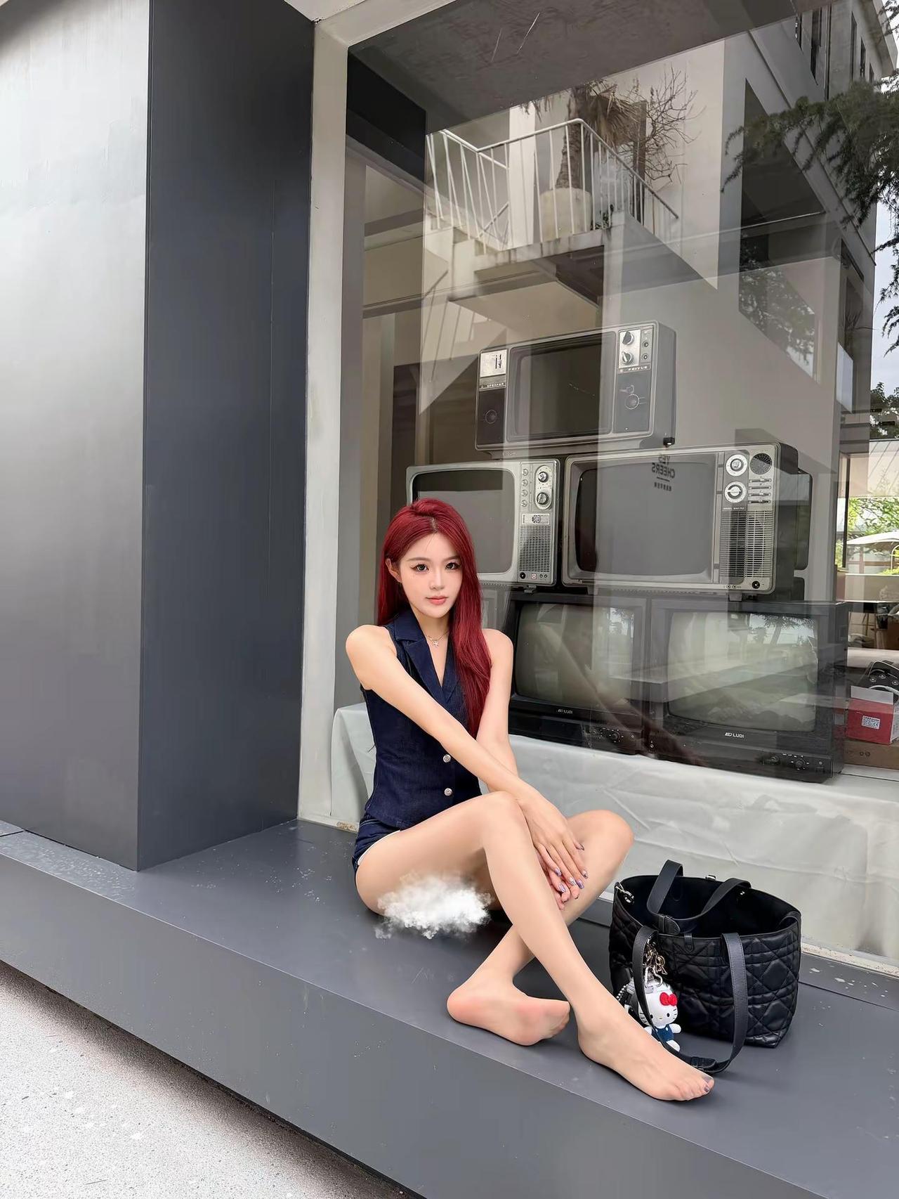 命运在代谢 很深的东西变得很浅  citygirl穿搭 涞觅001