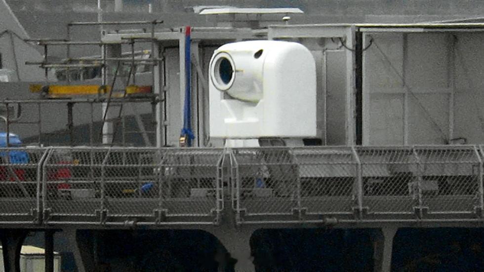 每天认识一件兵器烽火问鼎计划 2025年12月2日，日本海自试验舰“飞鸟”号完成