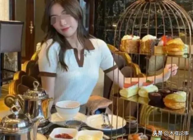 坑爹坑出新高度！上海一名女子在KTV搞庆生派对，直接开了一瓶49800元的路易十