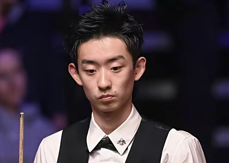 吴宜泽夺冠了。用他22年的人生，给了所有人3个忠告。

第一个忠告：出身不能选，