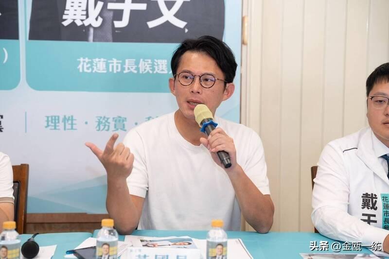 黄国昌说事已至此，各自登山各自努力。
民众党主席黄国昌9月30日受访时明确表态“