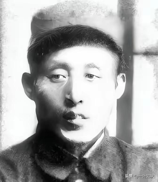 一名抗联军长私自离队，身上带着短枪、伪币和六十余两黄金；五年后，他没有投敌，也没