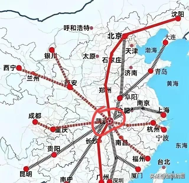 震撼！九省通衢的武汉地理位置，重要性全国独一无二，交通网就像天女散花一样，四通八