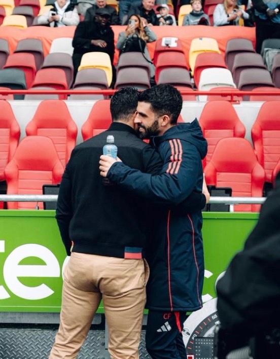 如果能留下助理教练卡洛斯·费尔南德斯就好了，他是个学习能力非常强的助理教练，看他