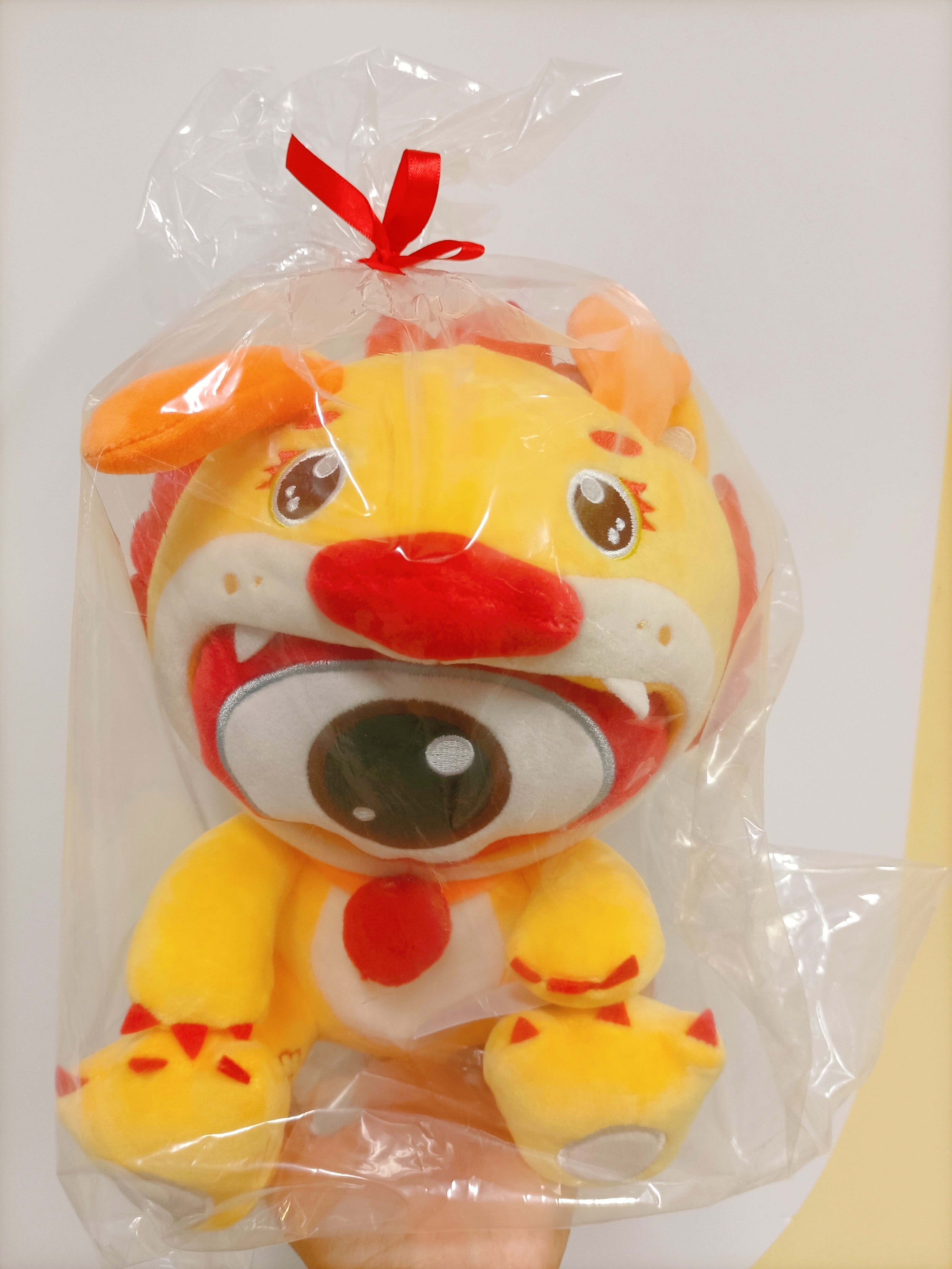 娱理福利圣诞钟声敲响，年终福利上新！关注并在评论区分享你对娱理工作室深度内容的期