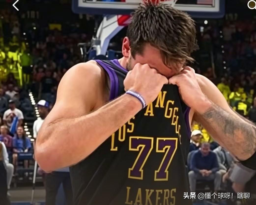 湖人强不强，碰一下就知道了，这次对战雷霆想必大家都知道了，狂输雷霆43分，湖人不