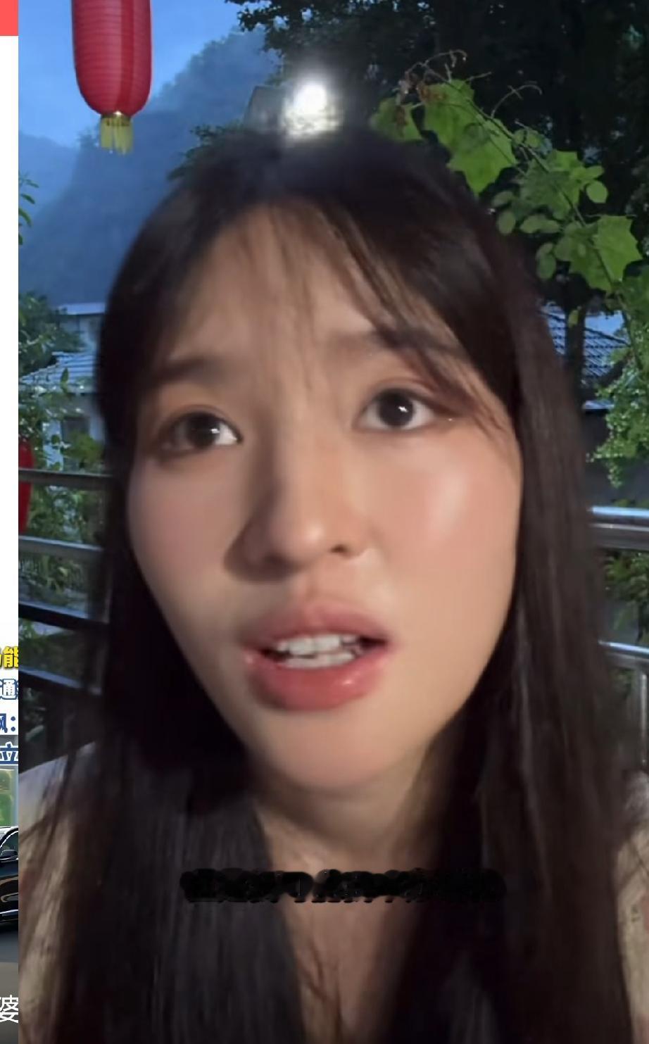 阿梓自曝怀孕四个月了。要在农村举办婚礼，这个出身贫困家庭的农村女孩凭着一首恶龙咆