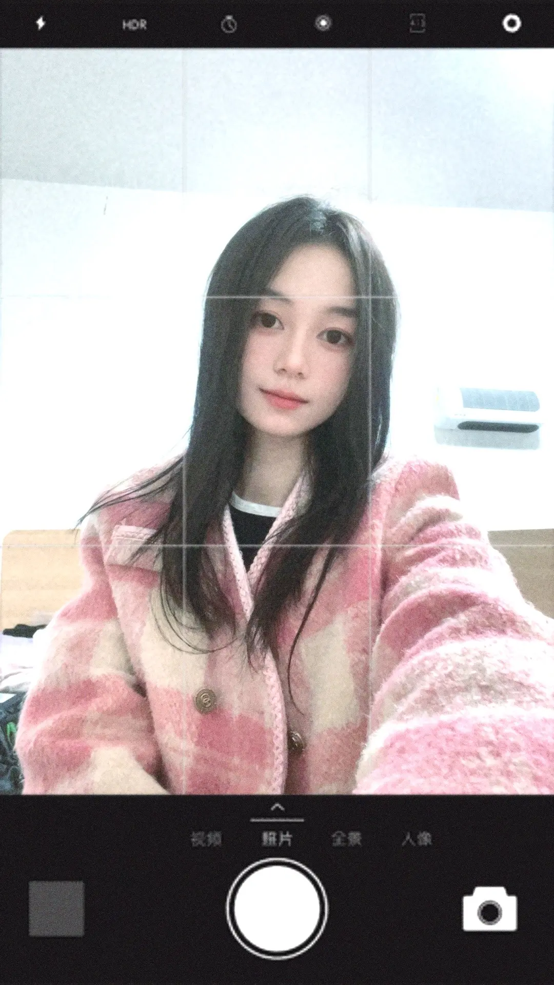 盯着我看的时候，是觉得我好看还是好骗