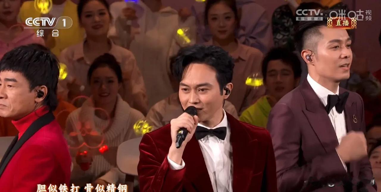 今年春晚mvp出炉，不得不说的4点[玫瑰]

今晚的春晚舞台上，最让我起鸡皮疙瘩