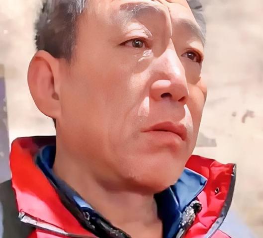 泪目！河北农民重病，弥留之际，他拉着光棍弟弟的手，吃力地说：“我走后，嫂嫂和4个