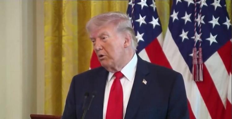 特朗普：拜登是个愚蠢总统

“你们知道吗，我们本没必要介入乌克兰。乌克兰远在千里