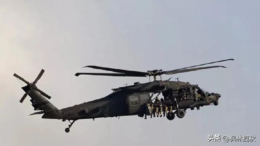 大战一触即发！跳伞训练被曝光！
美军连续多天在日本基地实施伞降训练！


就在多