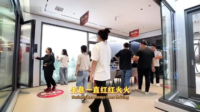 万家丽董事长黄志明先生在提质大会上表示，做的不是生意，是“德”！项目立项之初就是为了再就业，至今已安