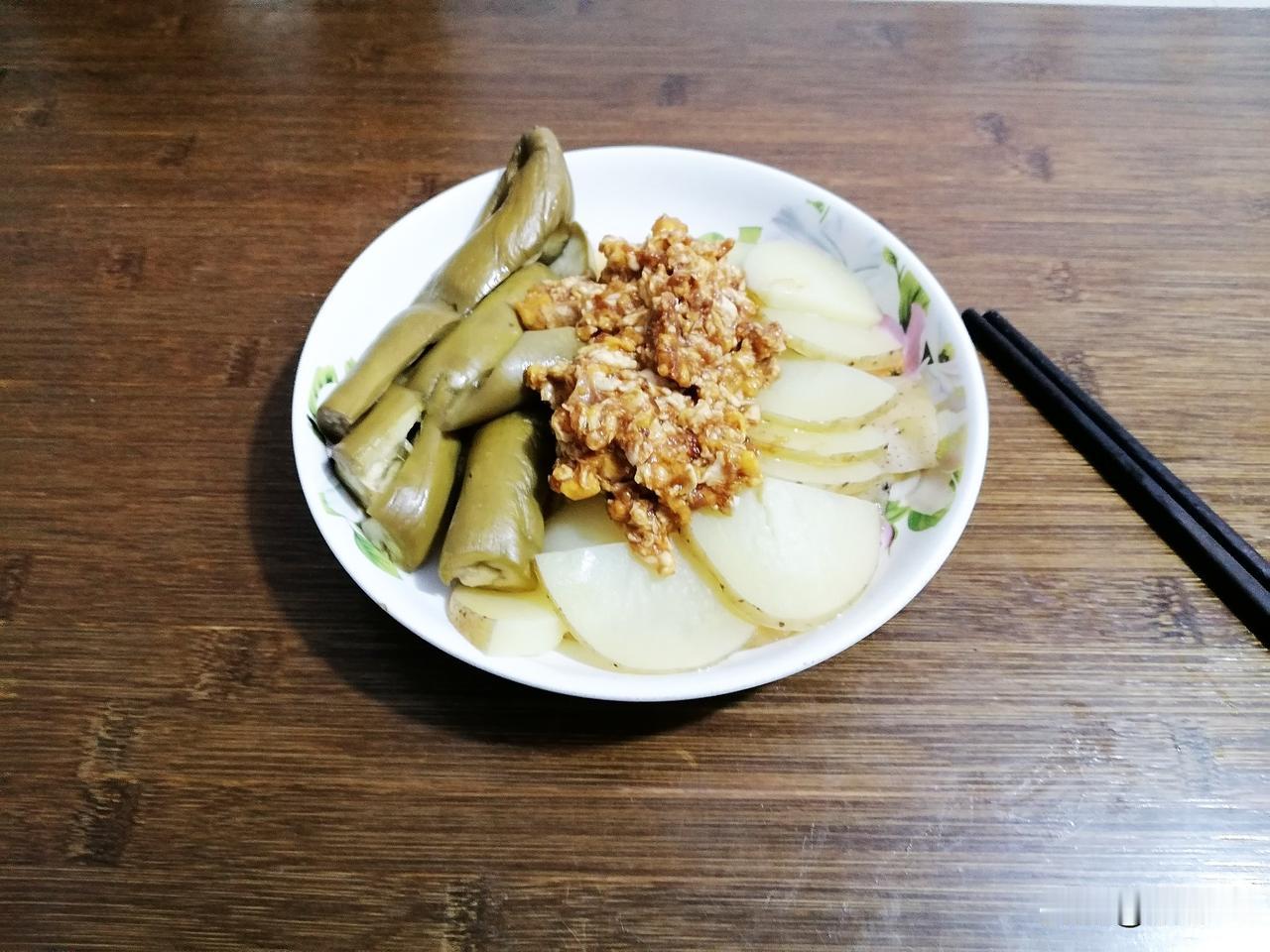 首发补贴没了，还写不写头条？

刚才邵姐跟我聊天，让我别太累，但也不要不写。
